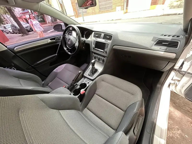Volkswagen GOLF COMFORTLINE VARIANT DSG BLUEMOTION TECHNO 2016