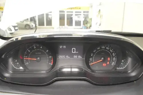 Peugeot 208 1.6 Allure 2018