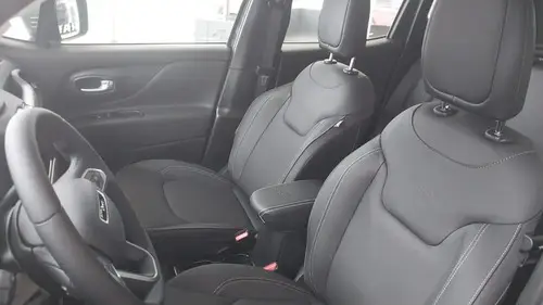 Jeep Renegade 1.3T Longitude At6 Fwd 2026