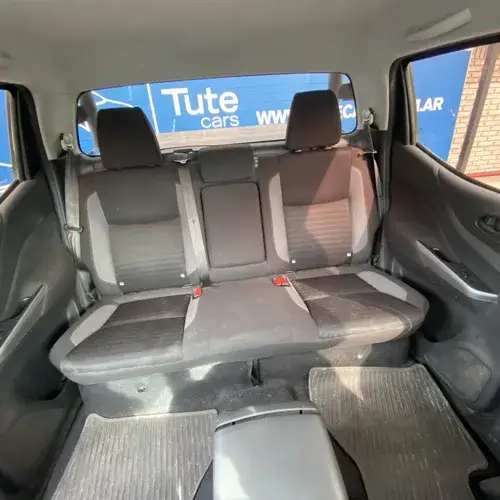 Nissan Frontier 2.3 S Cd 4x2 Mt 2023
