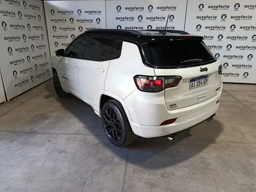 Jeep Compass 2.0 T 4X4 BLACKHAWK AT9 2026