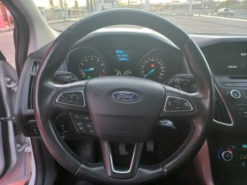 Ford Focus 2.0 se plus power 5p l16 2016