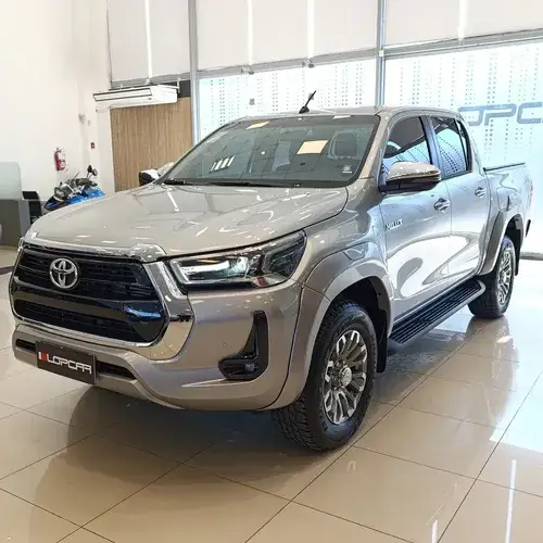Toyota Hilux Pick-Up 2.8 Cd Srv 204Cv 4X4 2025