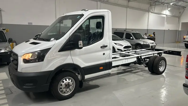 Ford TRANSIT CHASIS 2.0L 470E 2026