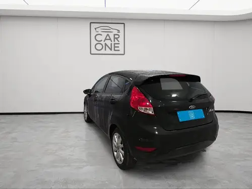Ford Fiesta 1.6 SE POWERSHIFT KD 5P L15 2018