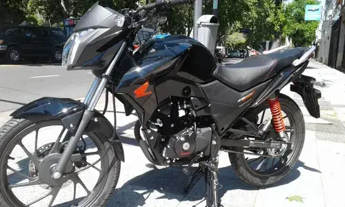 Honda CB 125F Naked 2026
