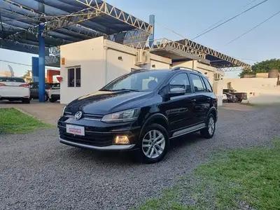 Volkswagen Suran Cross Highline 2016
