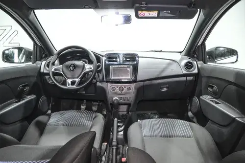 Renault Logan 1.6 16v Life 2025
