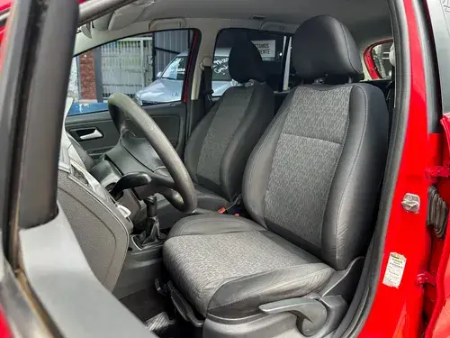 Volkswagen Suran 1.6 Comfortline 101cv 2014