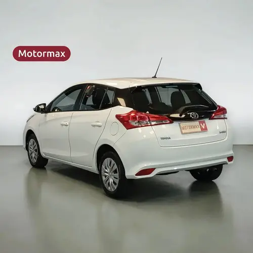 Toyota Yaris 5 puertas 1.5 Xs L/22 2024