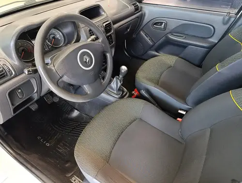 Renault Clio 1.2 Mio Confort Plus Abs Abcp 2014