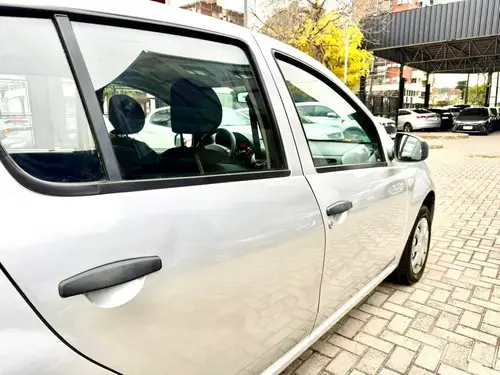 Renault Sandero 1.6 8V PACK L11 2011