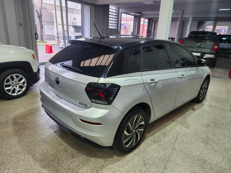 Volkswagen Polo Highline At 2025