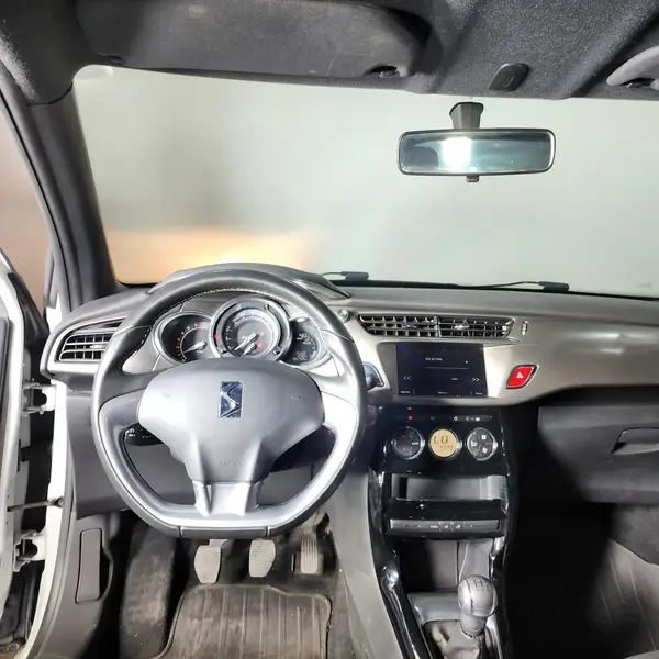 Citroën DS AUTOMOBILES DS 3 VTI 120 BE CHIC 2018