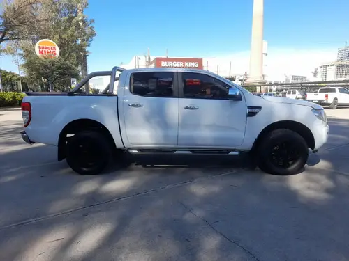 Ford Ranger 3.2 Cd 4x2 Xlt Tdci 200cv 2015