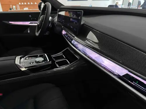 BMW 760i xDrive MSportPro 2025