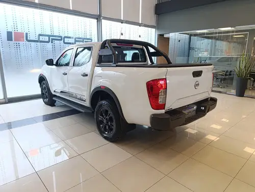 Nissan Frontier 2.3t S 4x2 Mt L22 2023