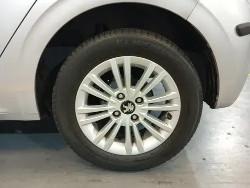 Peugeot 208 1.6 5P Allure 2019