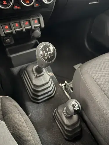 Jimny 1.5 Glx Mt Monotono 5P 2026