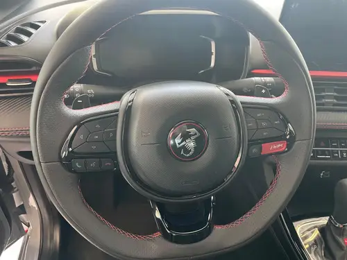 Fiat FASTBACK 1.3 Abarth T270 At6 2026