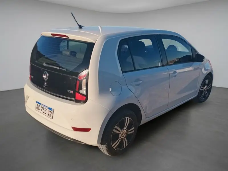 Volkswagen PEPPER UP! 1.0 TSI 2018