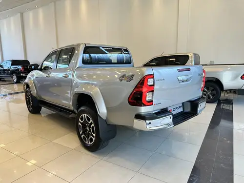 Toyota Hilux Pick-Up 2.8 Cd Srx 204Cv 4X4 At 2026