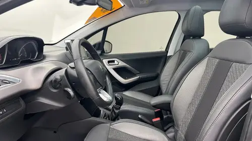 Peugeot 208 1.6 Feline 2018