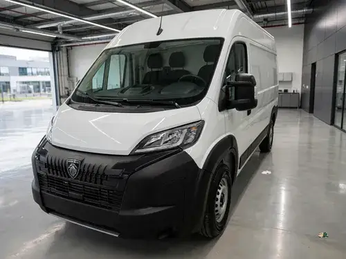 Peugeot Boxer 2.2 Hdi L2H2 140 2026