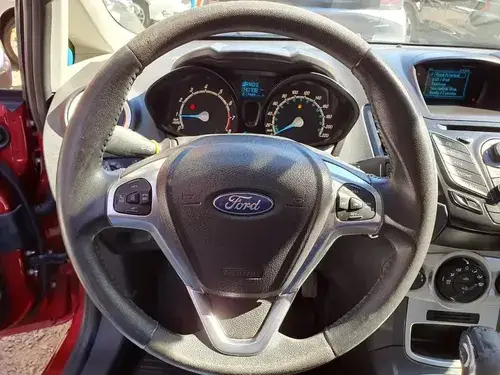 Ford Fiesta Kinetic Design 1.6 Se Powershift 120cv 2017
