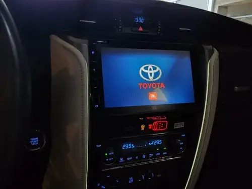 Toyota Hilux SW4 2.8 Tdi Diamante Ii 4x4 7as 6at 2023