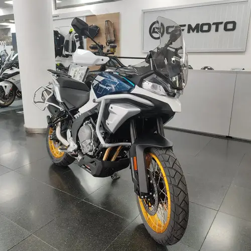 700 MT ADVENTURE Touring 2026
