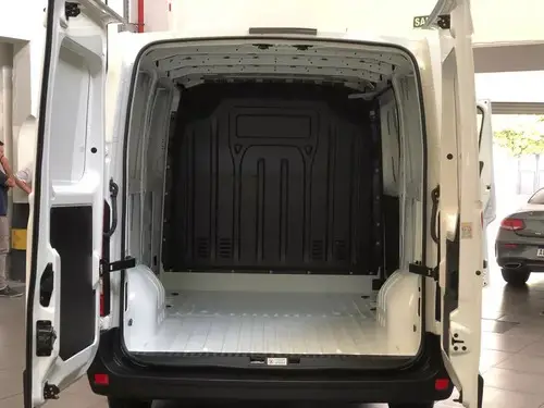 Renault Master media L2H2 2026