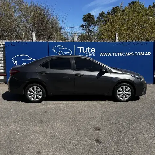 Toyota Corolla 1.8 Xli Cvt 140cv 2016