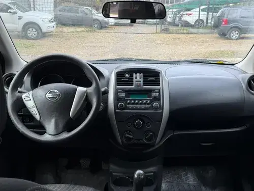 Nissan Versa 1.6 Sense Mt 2018
