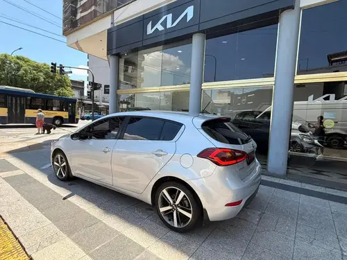 Kia Cerato 2.0 Sx At6 2019
