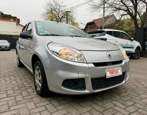 Renault Sandero 1.6 8V PACK L11 2011