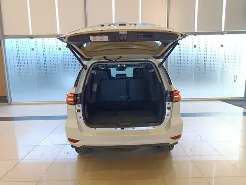 Toyota SW4 2.8 Srx 204Cv 4X4 7As At 2021