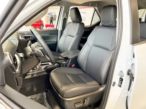Toyota SW4 2.8 Srx 204Cv 4X4 7As At 2026