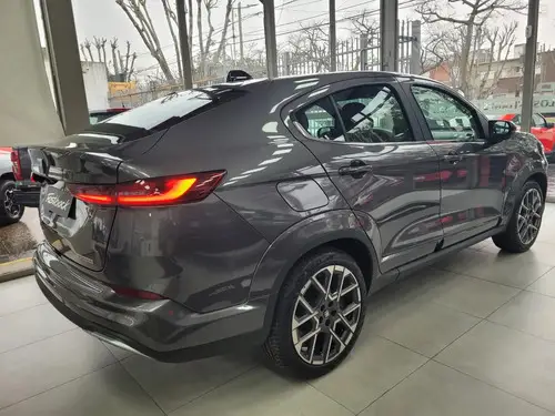Fiat FASTBACK Turbo 2026
