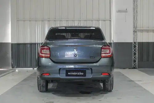 Renault Logan 1.6 16v Zen 2022