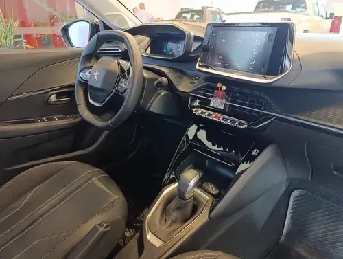 Peugeot 208 1.6 Feline Tiptronic 2022