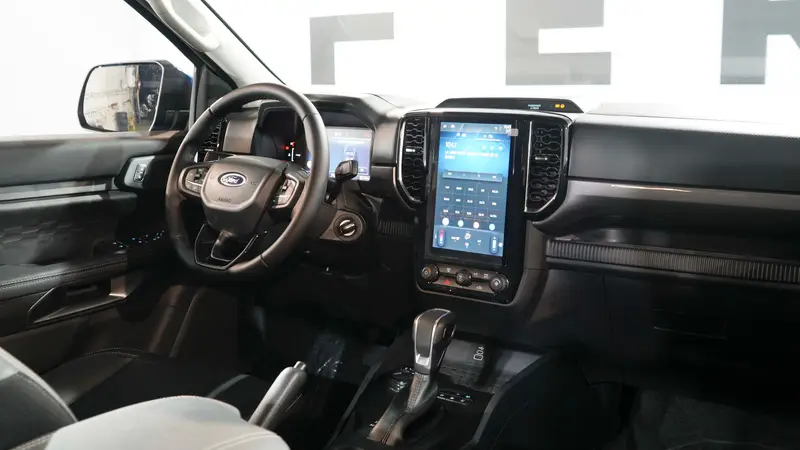 Ford RANGER XLT 4X4 2025