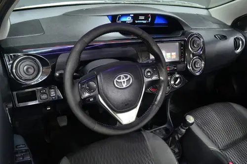 Toyota Etios 1.5 Sedan Xls 2017