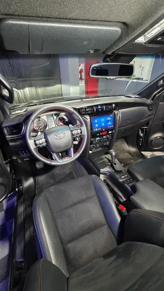 Toyota SW4 GR Sport 4x4 2.8L TDI A/T 7A GR Sport 7A TDI 2024