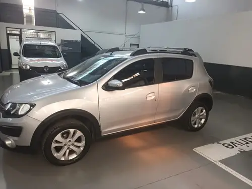 Renault Sandero Stepway 1.6 Privilege Nav 105cv 2015