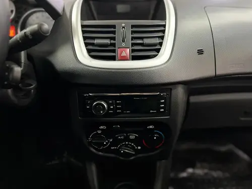 Peugeot 207 1.4 Allure 75cv 2014
