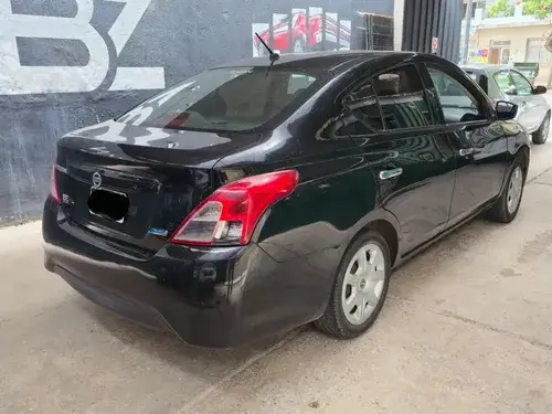 Nissan Versa 1.6 Sense 2015
