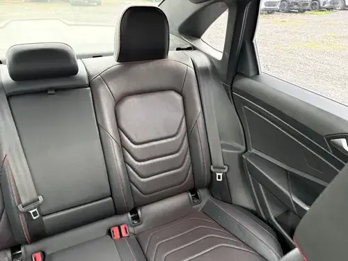 Volkswagen Vento GLI 350TSI DSG 2024