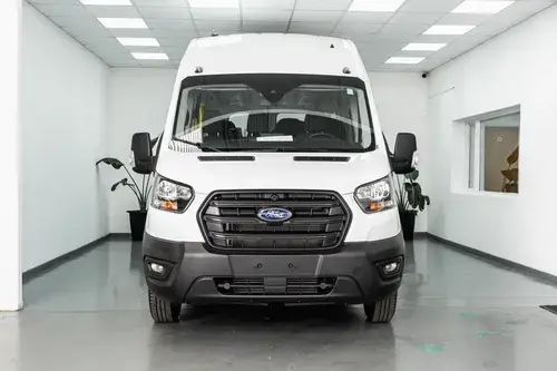 Ford Transit 2.0L MINIBUS MT 17+1 2026