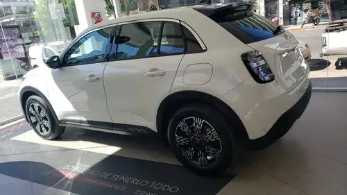 Fiat 600 hybrid 1.2 E-Dct 2026